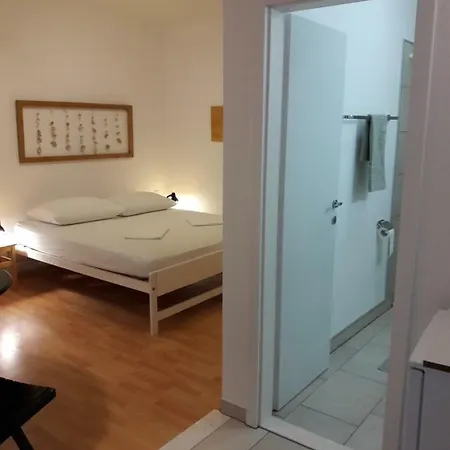 Private Andrea With Private Bathroom Gasthof *