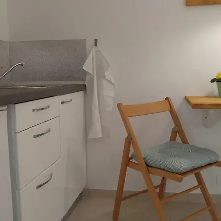 Private Andrea With Private Bathroom *